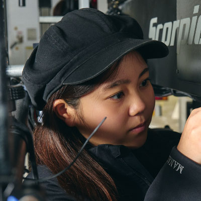 アシスタントスタッフ